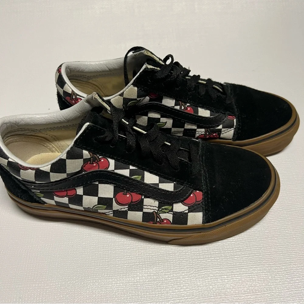 Vans‎ Old School cherry checker sneakers size 6.5